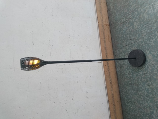 LED Solar Fackel schwarz IP65, inkl. Roundbasestativ